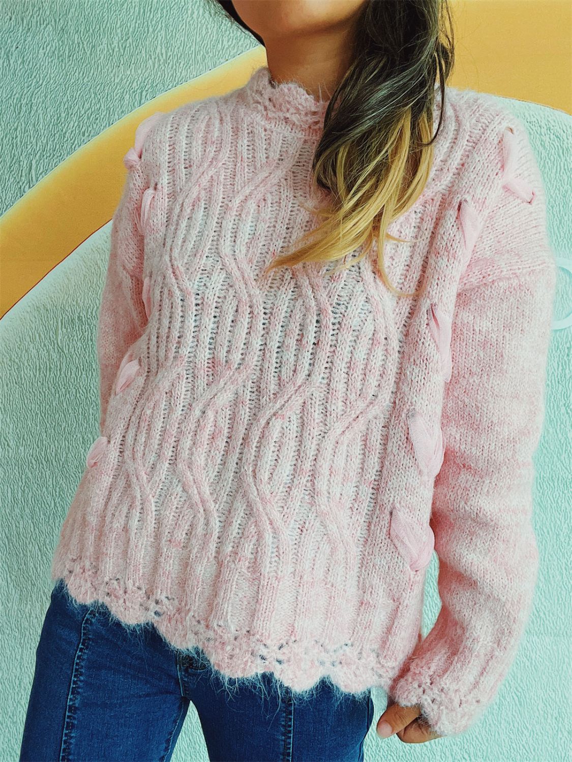 Gabriella | Long-sleeved sweater with dropped shoulders and a wavy hem - Image 2
