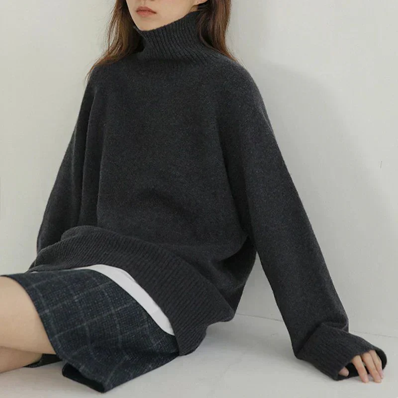 Gemma | Loose turtleneck sweater - Image 3