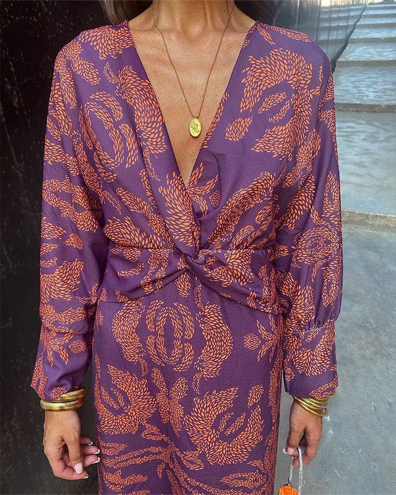 Georgina® | Elegant V-Neck Long-Sleeved Dress With Pattern - Image 12