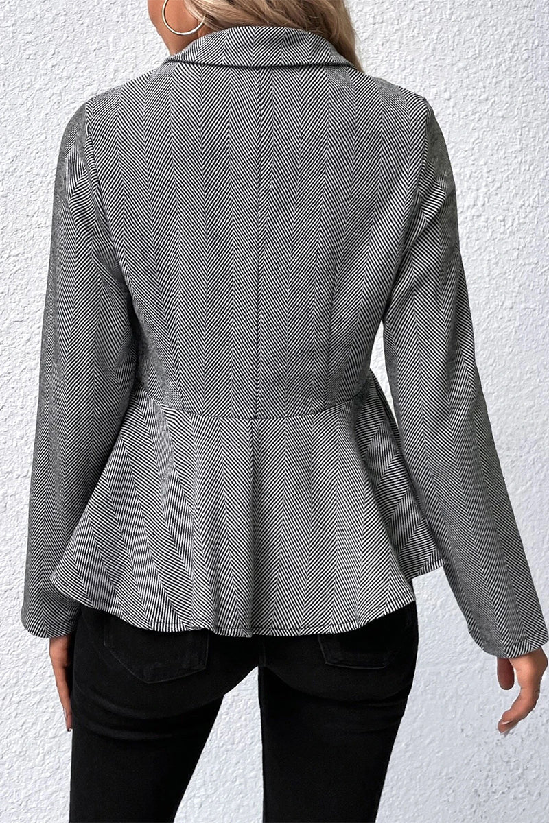 Georgina | Relaxed and timeless winter garment - Image 2