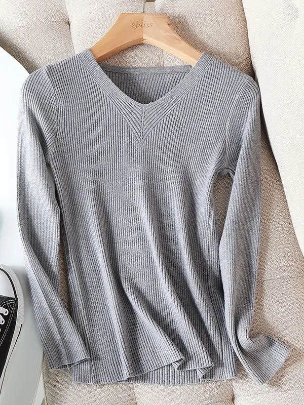 Geraldine | Chic autumn-winter sweater with a V-neck - Image 5