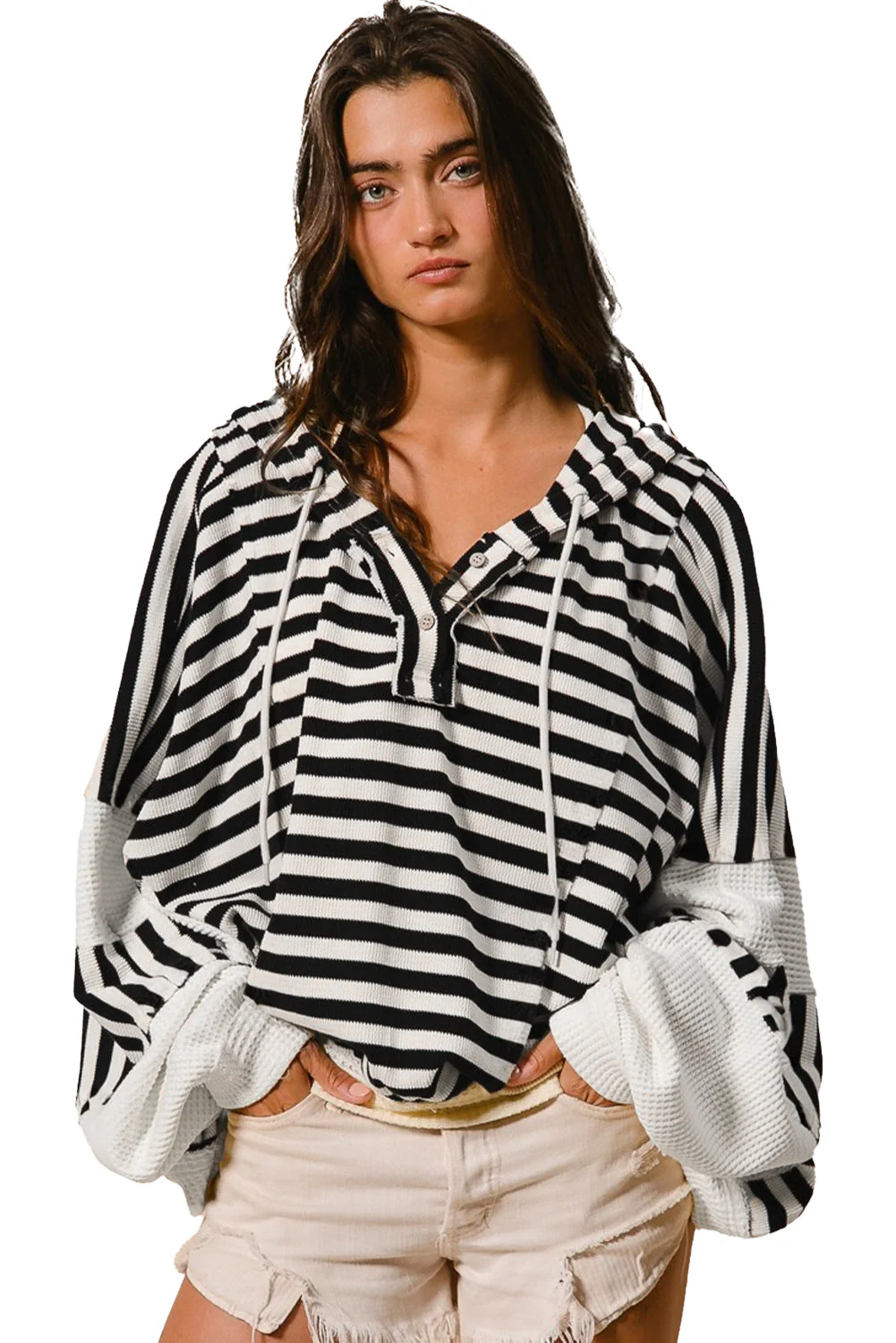 Geraldine | Classic and elegant winter top - Image 4