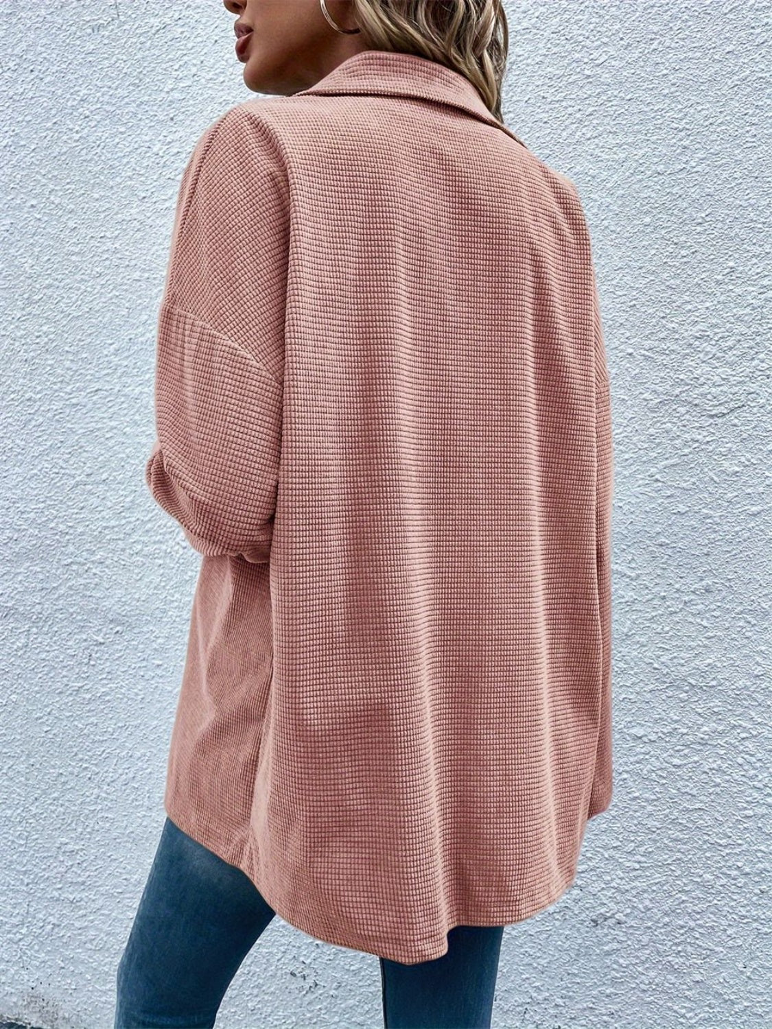 Gerda | Jacket with pockets, collar and snap fasteners and dropped shoulders - Image 2
