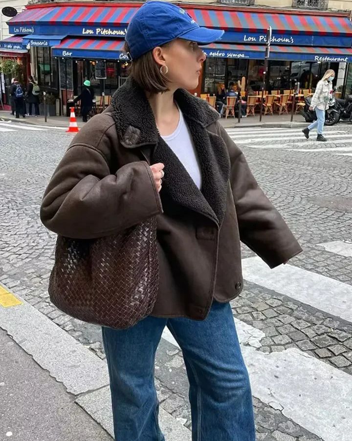Gilberta | Fashionable windbreaker for women
