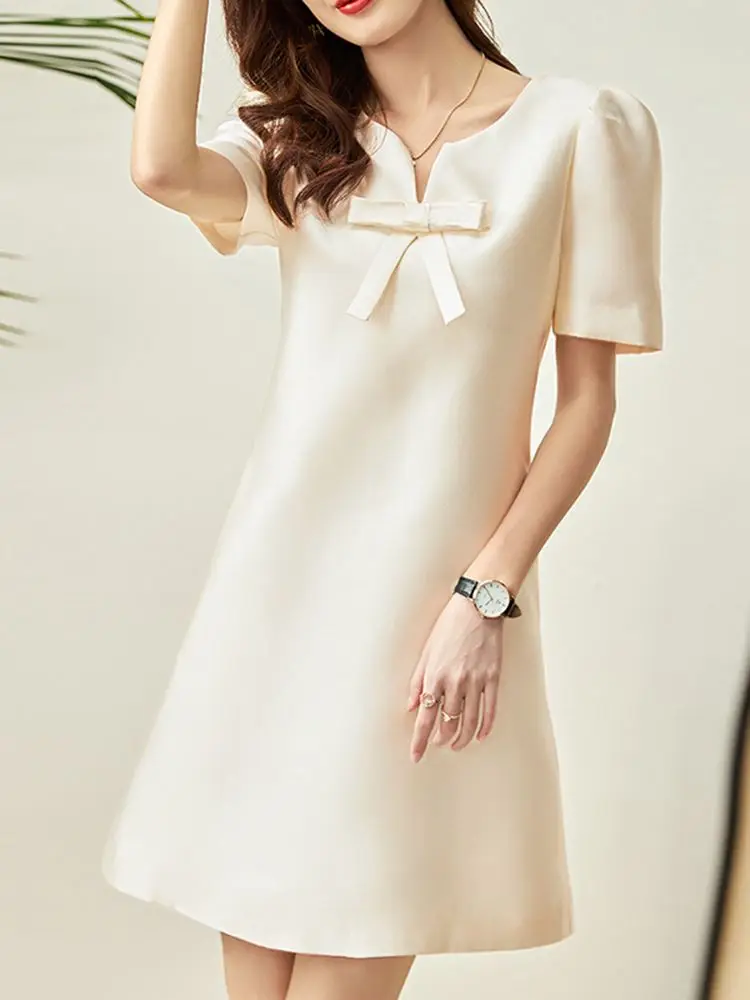Glenda® | Fashionable and minimalist dress - Image 2
