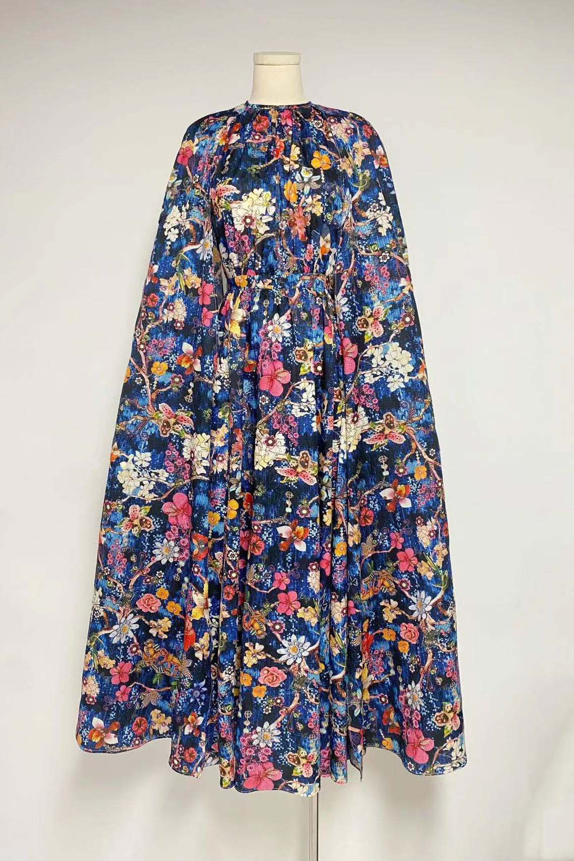 Gloria® | Round-Neck Cape-Sleeve Maxi Dress - Image 9