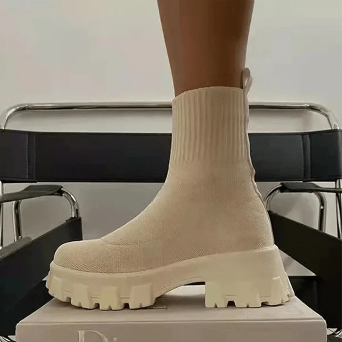 Gloria | Supportive and fashionable orthopedic ankle boots - Image 3