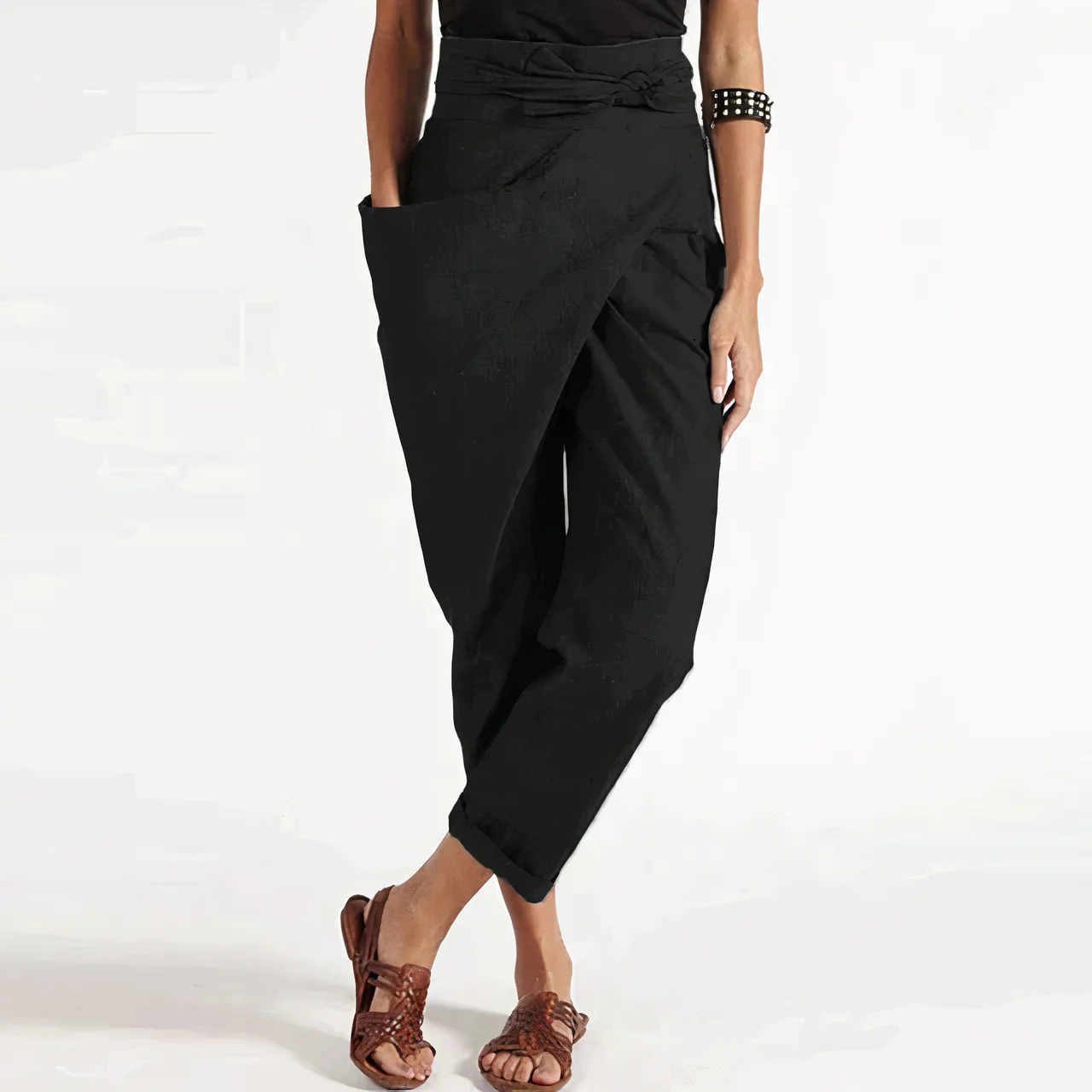 Graciela® | Fashionable And Versatile Trousers In A Short Form - Image 3