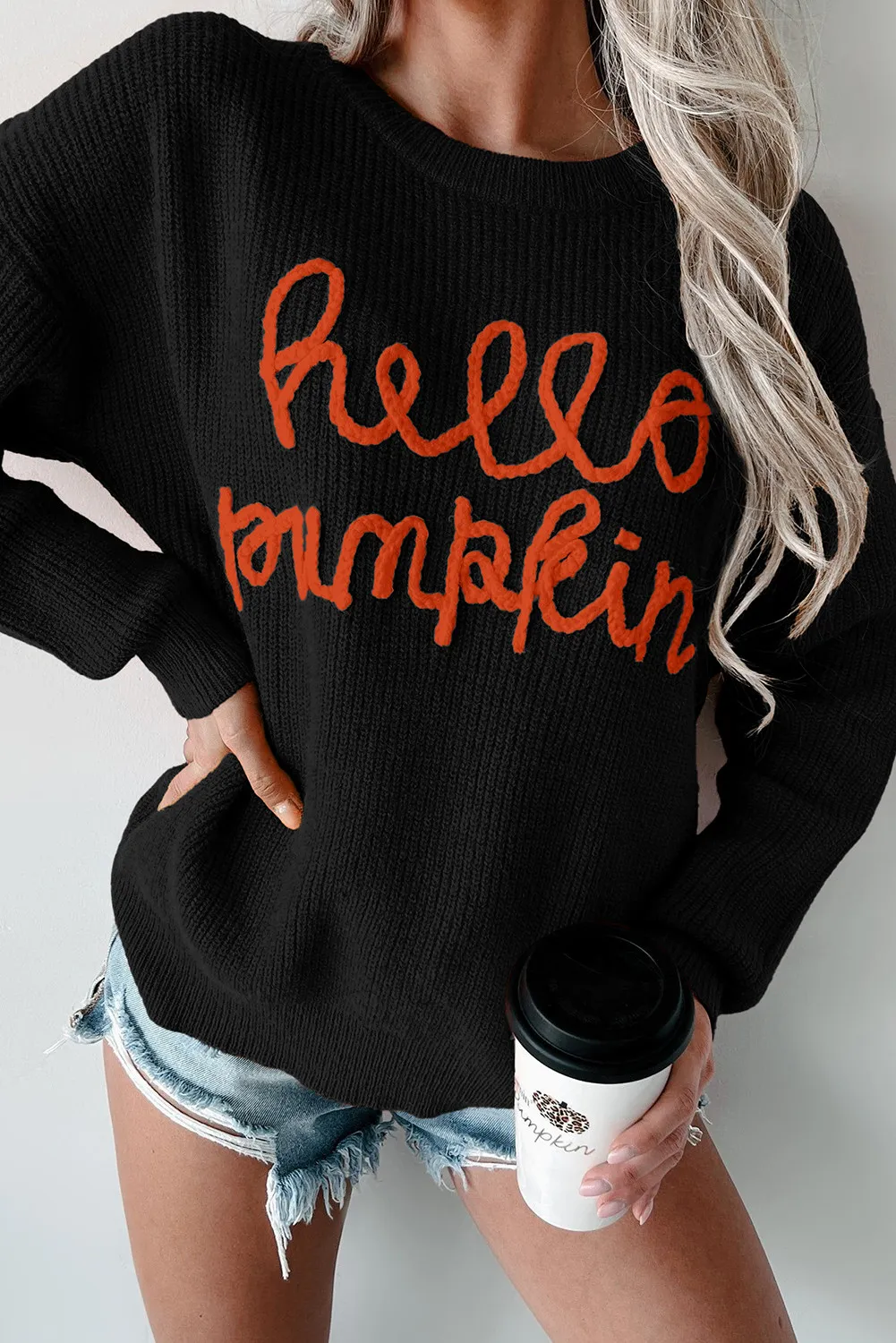 Greta | Long-sleeved sweater with a contrasting letter crew neck - Image 8