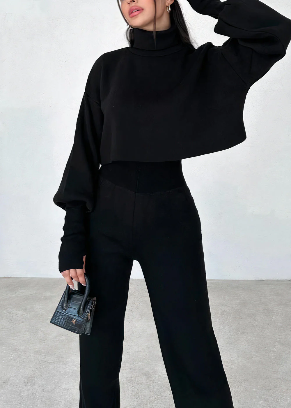 Greta | Comfortable suit set with a high collar - Image 3