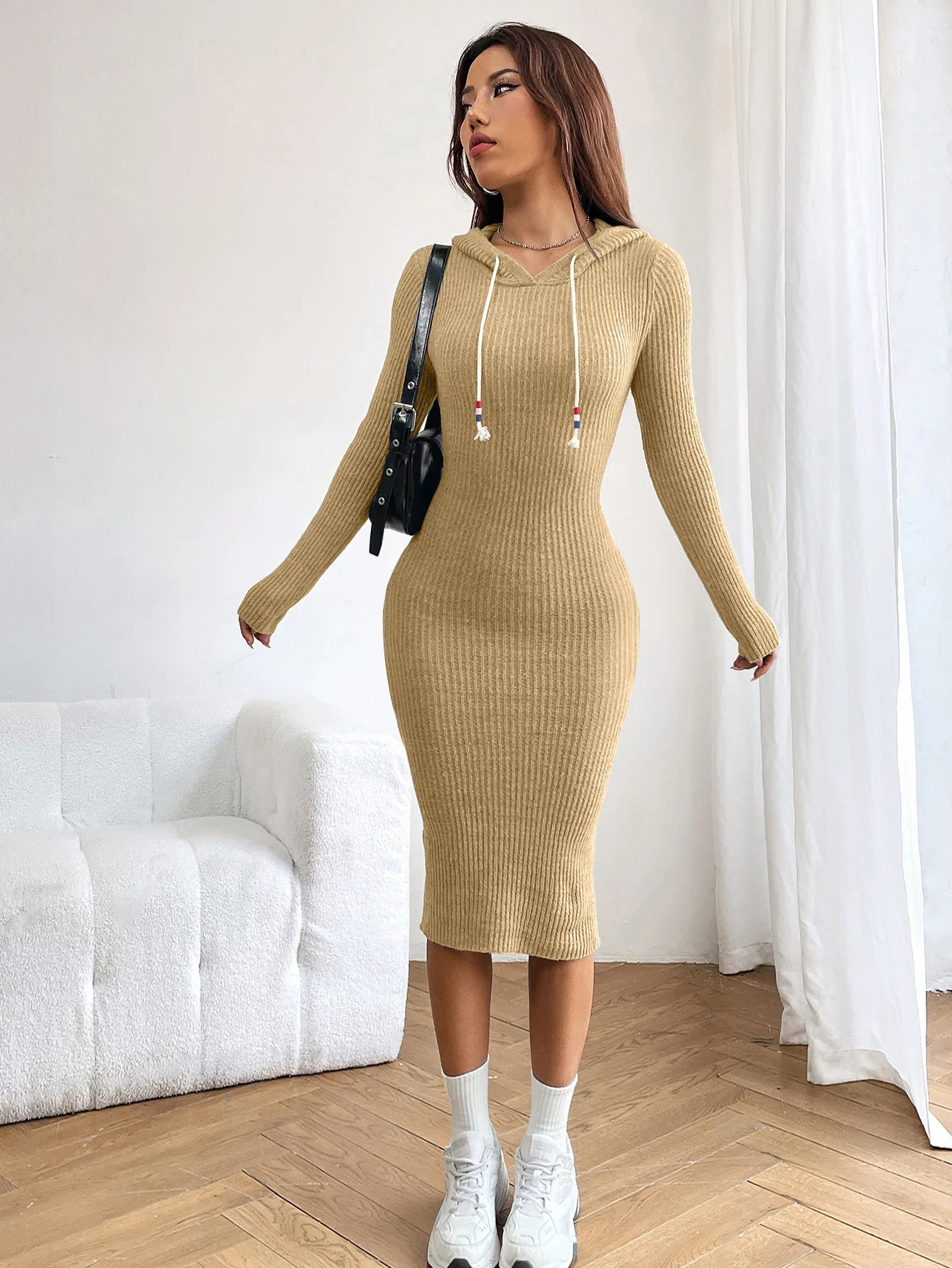 Griselda® | Comfortable dress with a hood. - Image 2