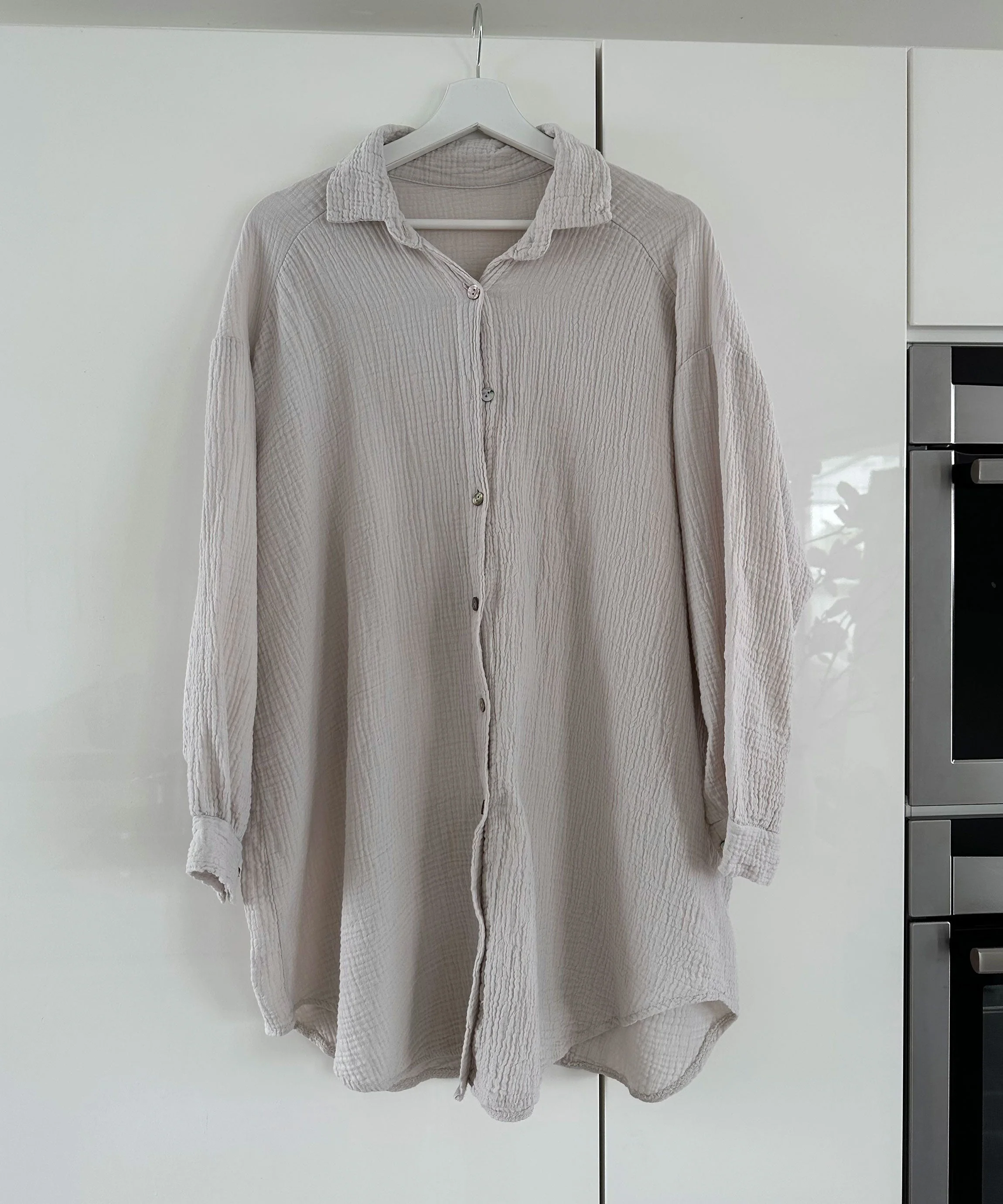 Griselda® | Oversize Muslin Blouse Glitter Eye Beige - Image 4