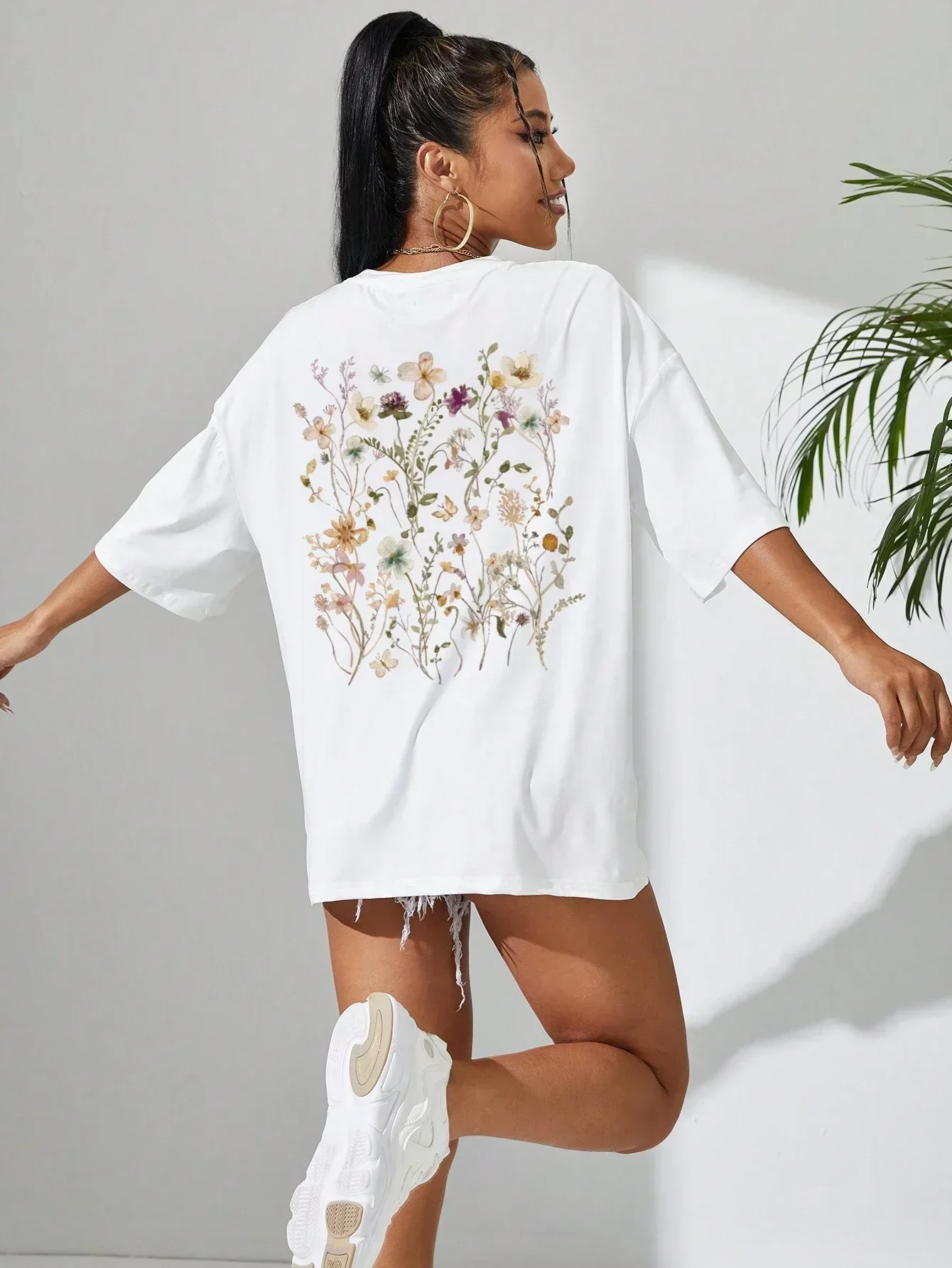 Guadalupe® | Floral women's cotton T-shirt - Image 16