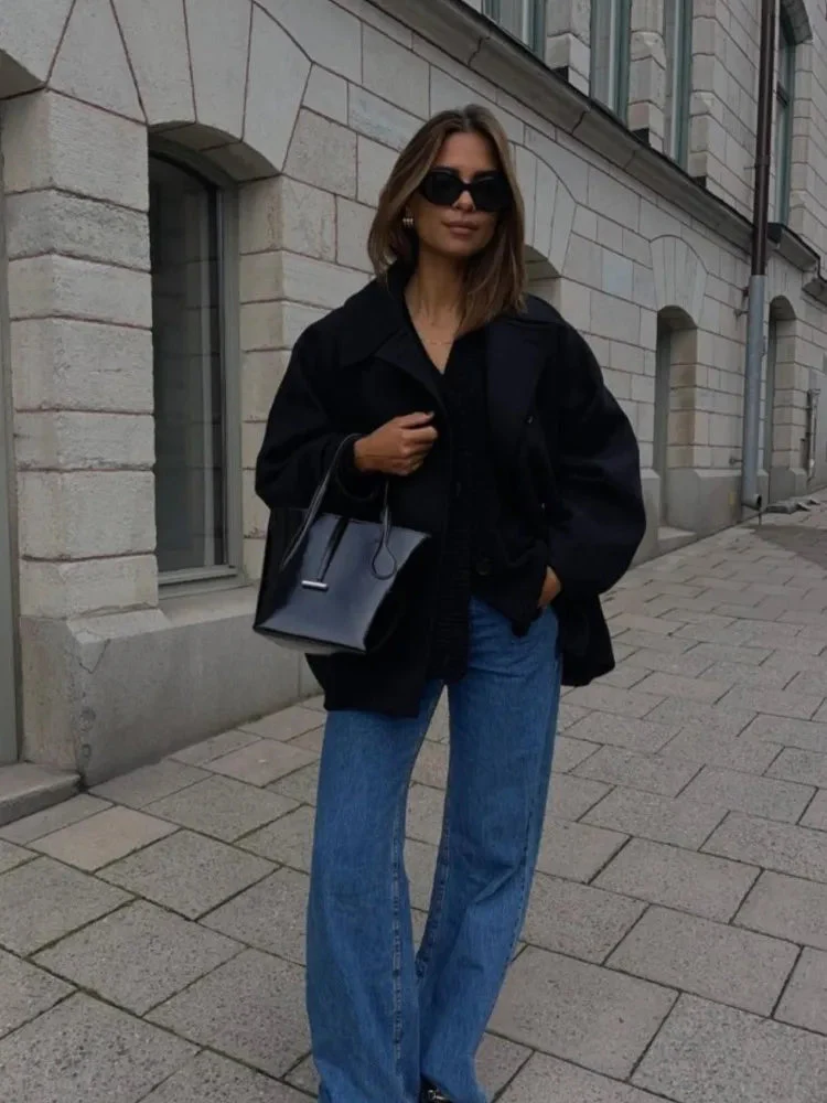 Hana | Oversized jacket with pockets - Image 12