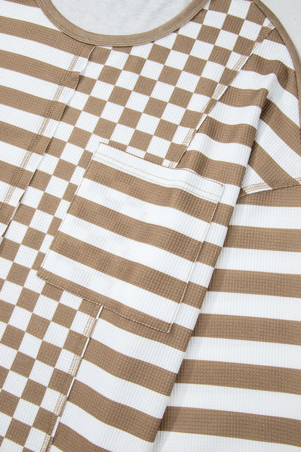 Hannah | Checked and striped long-sleeved blouse with a round neckline - Image 4