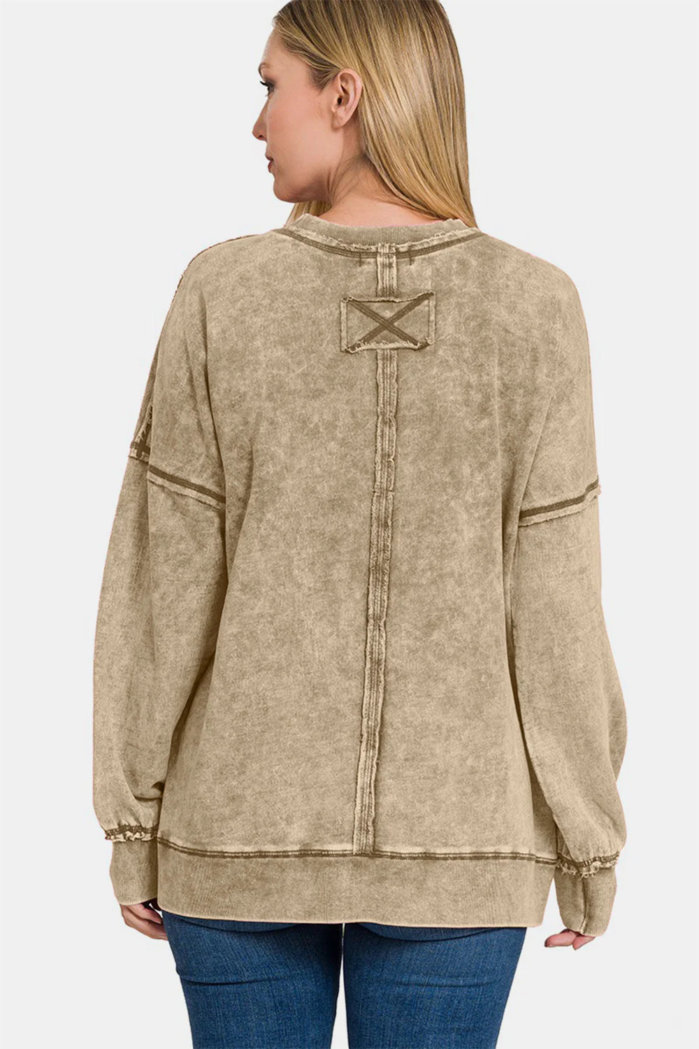 Hannelore | Sweatshirt with an exposed seam and a crew neck and dropped shoulders - Image 2