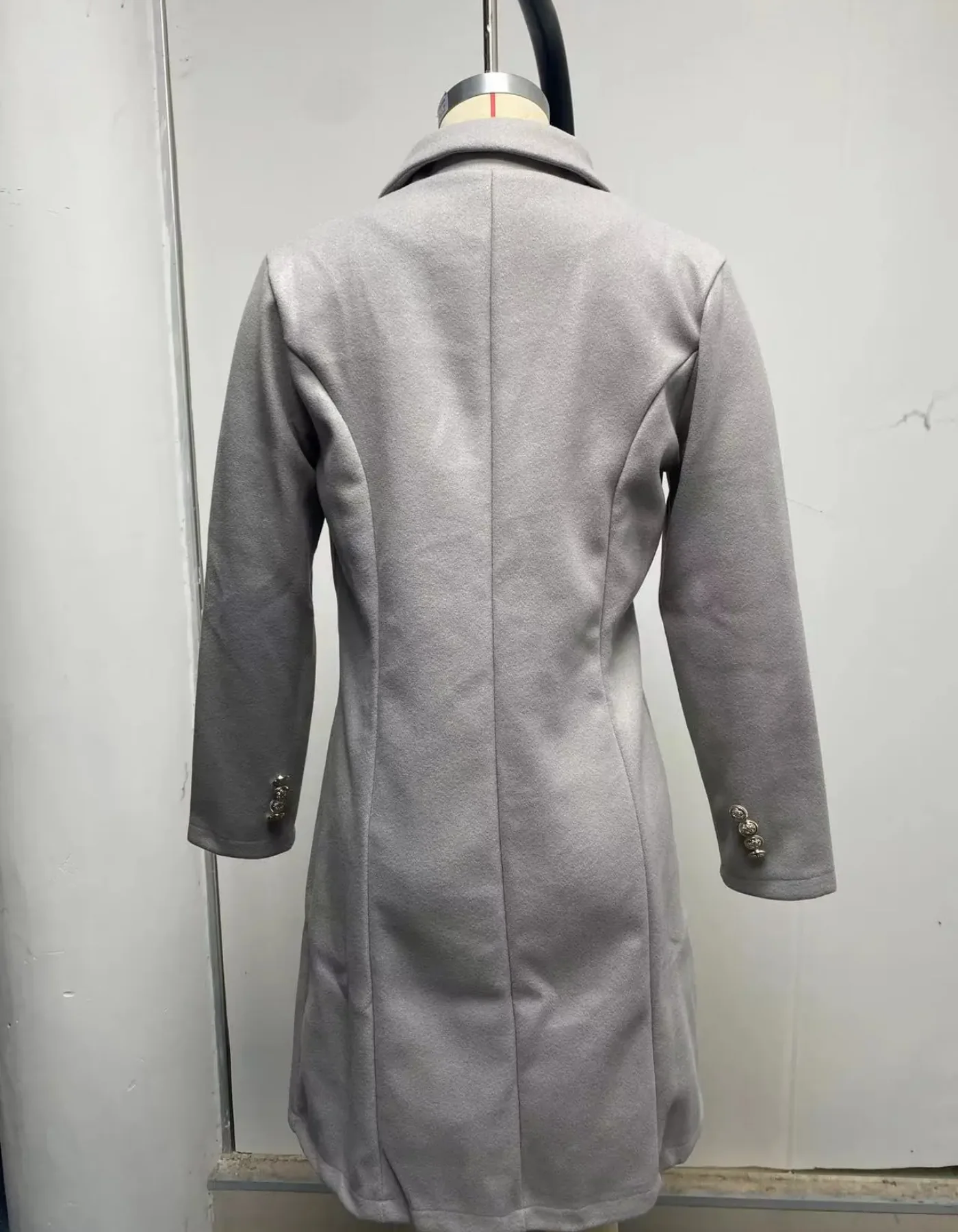 Hilda | Elegant and casual winter garment - Image 12