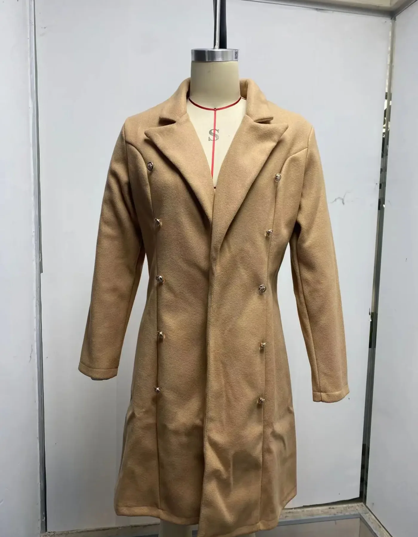 Hilda | Elegant and casual winter garment - Image 13