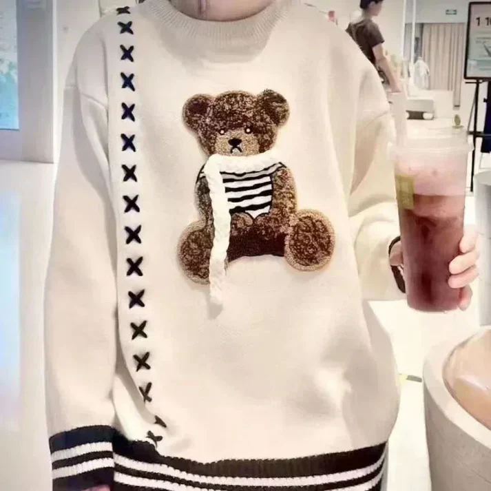 Hilda | Tailored and elegant winter sweater - Image 2