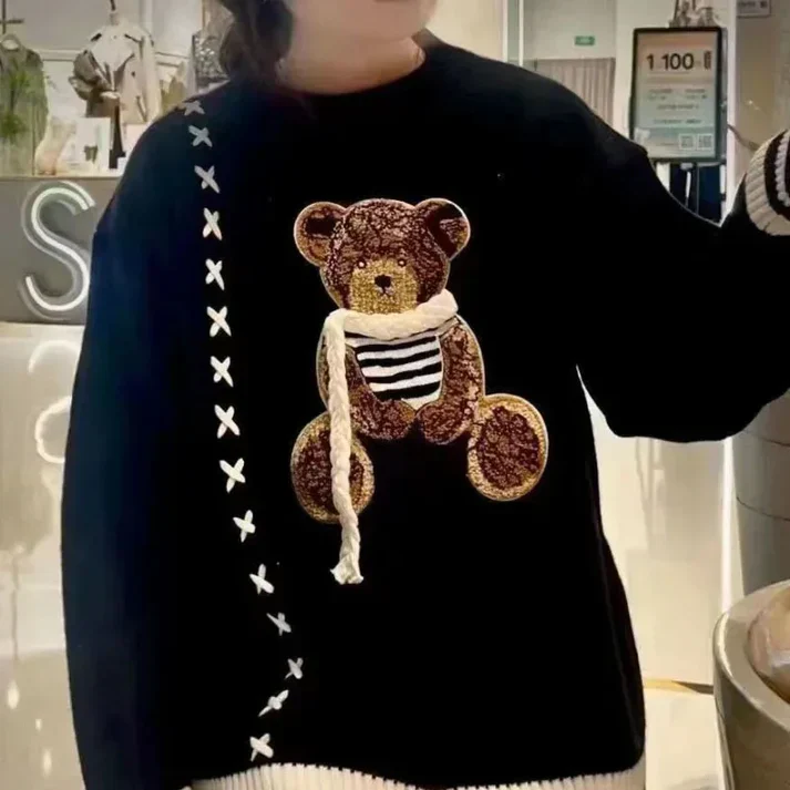 Hilda | Tailored and elegant winter sweater - Image 3