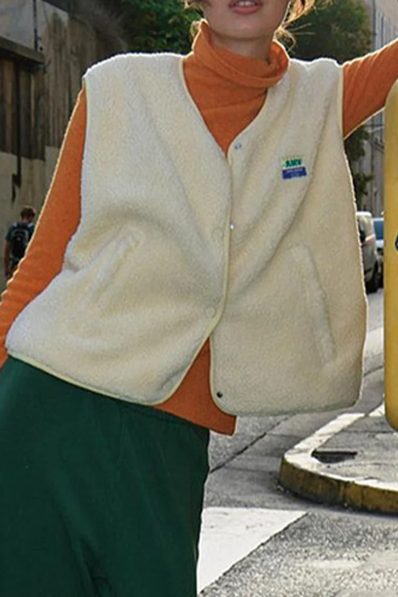 Holly | Casual street pocket buttons, fluffy O-neck vests - Image 11