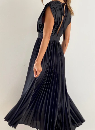 Ilaria® | Elegant Dress With Sleeves - Image 11
