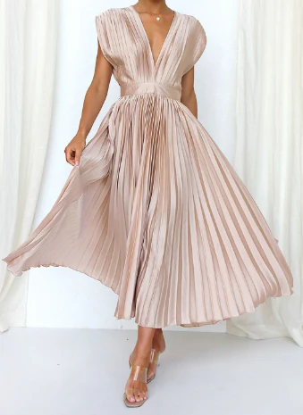 Ilaria® | Elegant Dress With Sleeves - Image 33