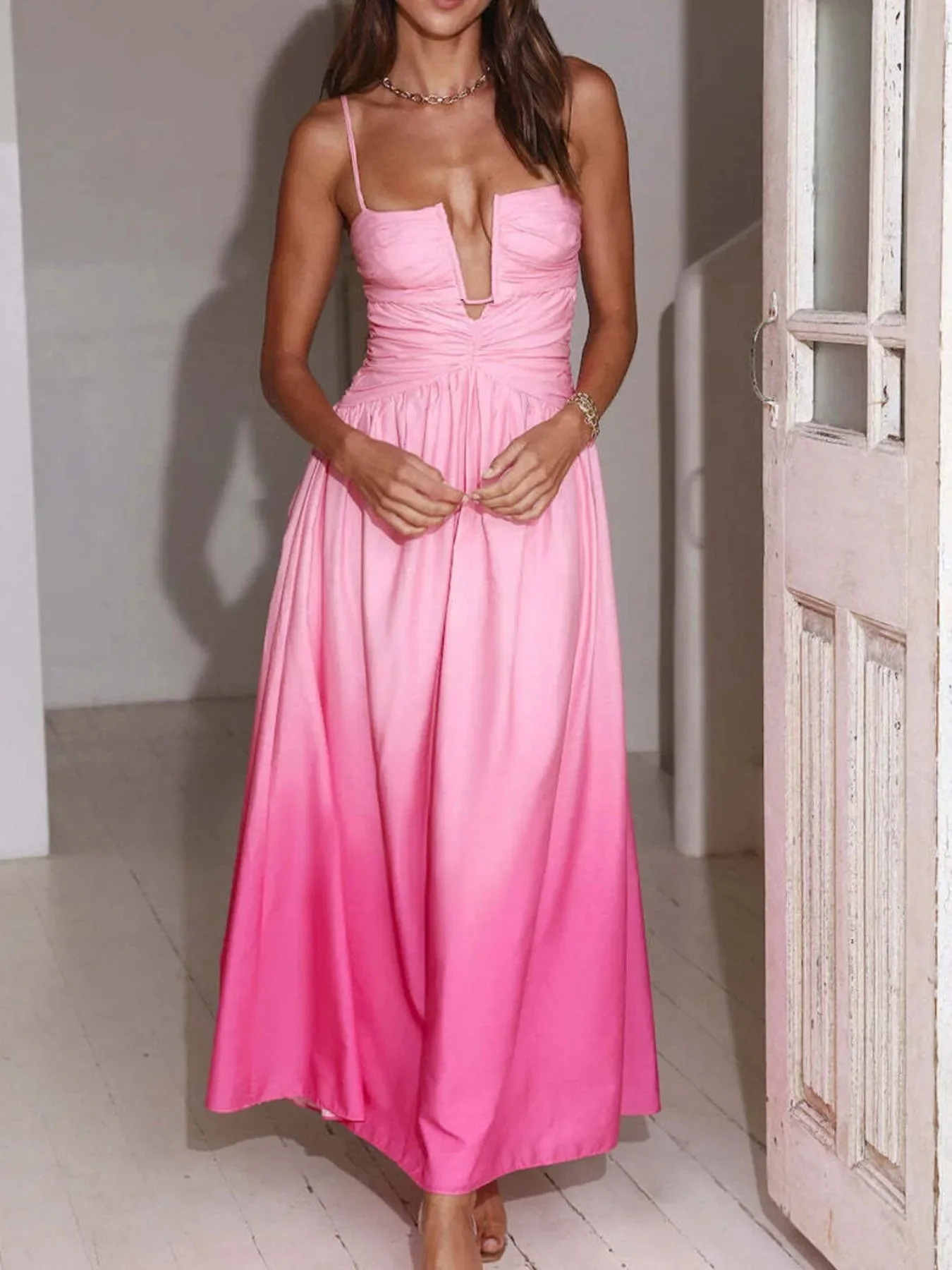 Ilenia® | Elegant Backless Strappy Ruched Maxi Dress