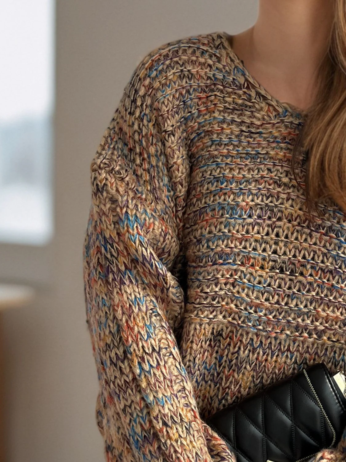 Iliana | Long-sleeved sweater with low shoulders - Image 14
