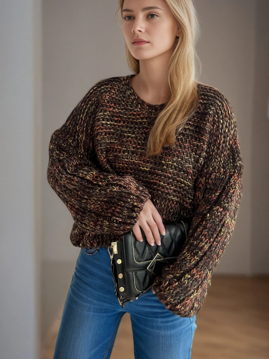 Iliana | Long-sleeved sweater with low shoulders - Image 17
