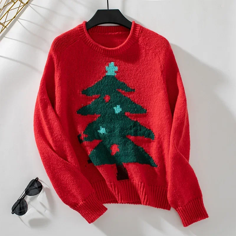Ilona | Warm knitted sweater with Christmas tree mouse print for women and crew neck - Image 2