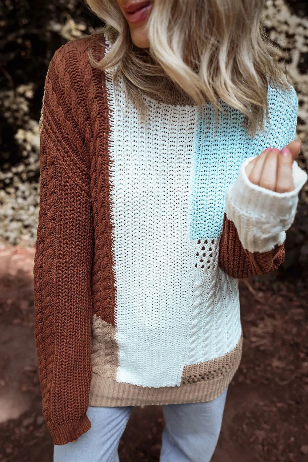 Inés | Color block sweater with a crew neck and long sleeves - Image 3