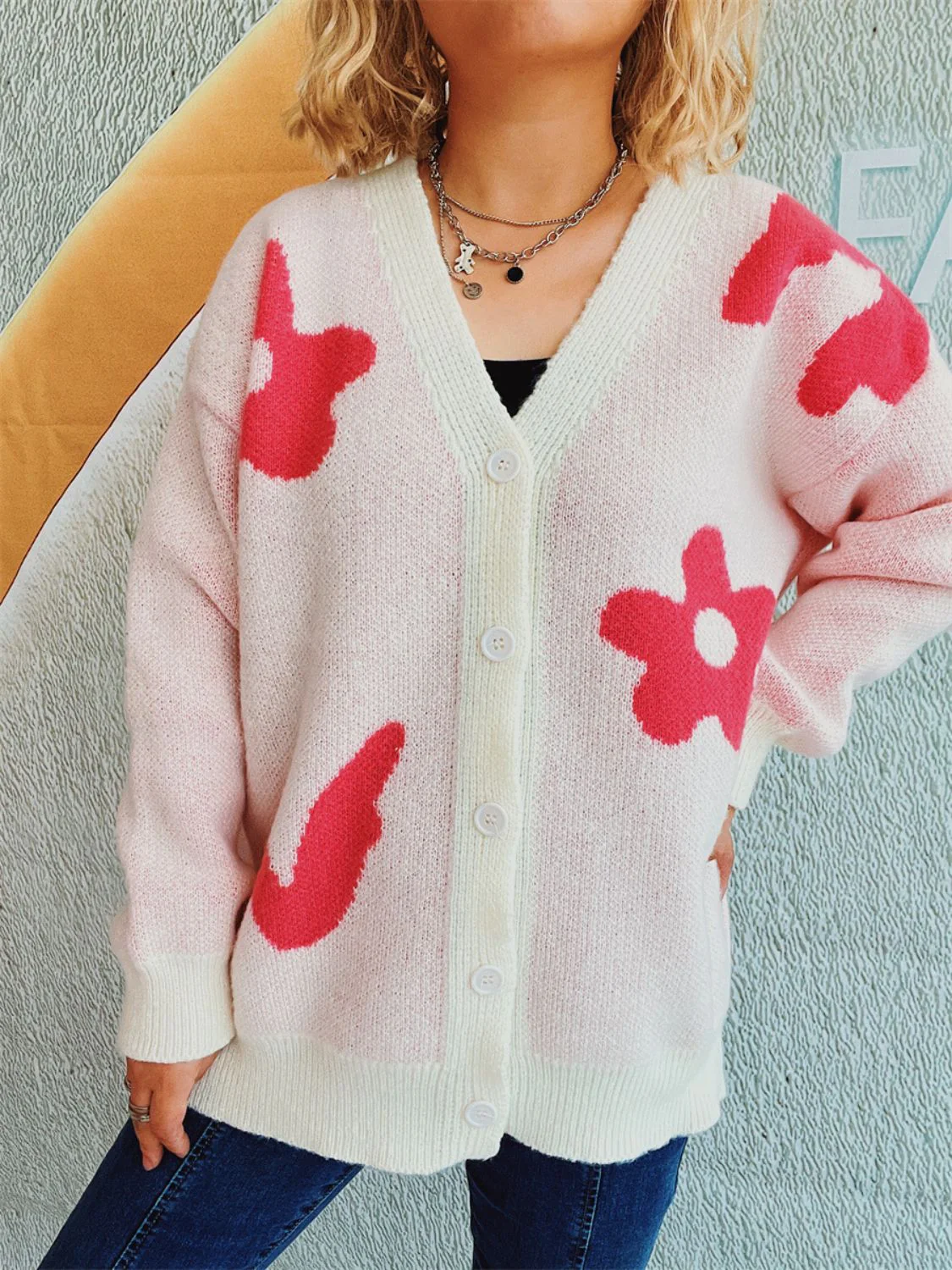 Ines | Long-sleeved cardigan with floral buttons and V-neck - Image 3