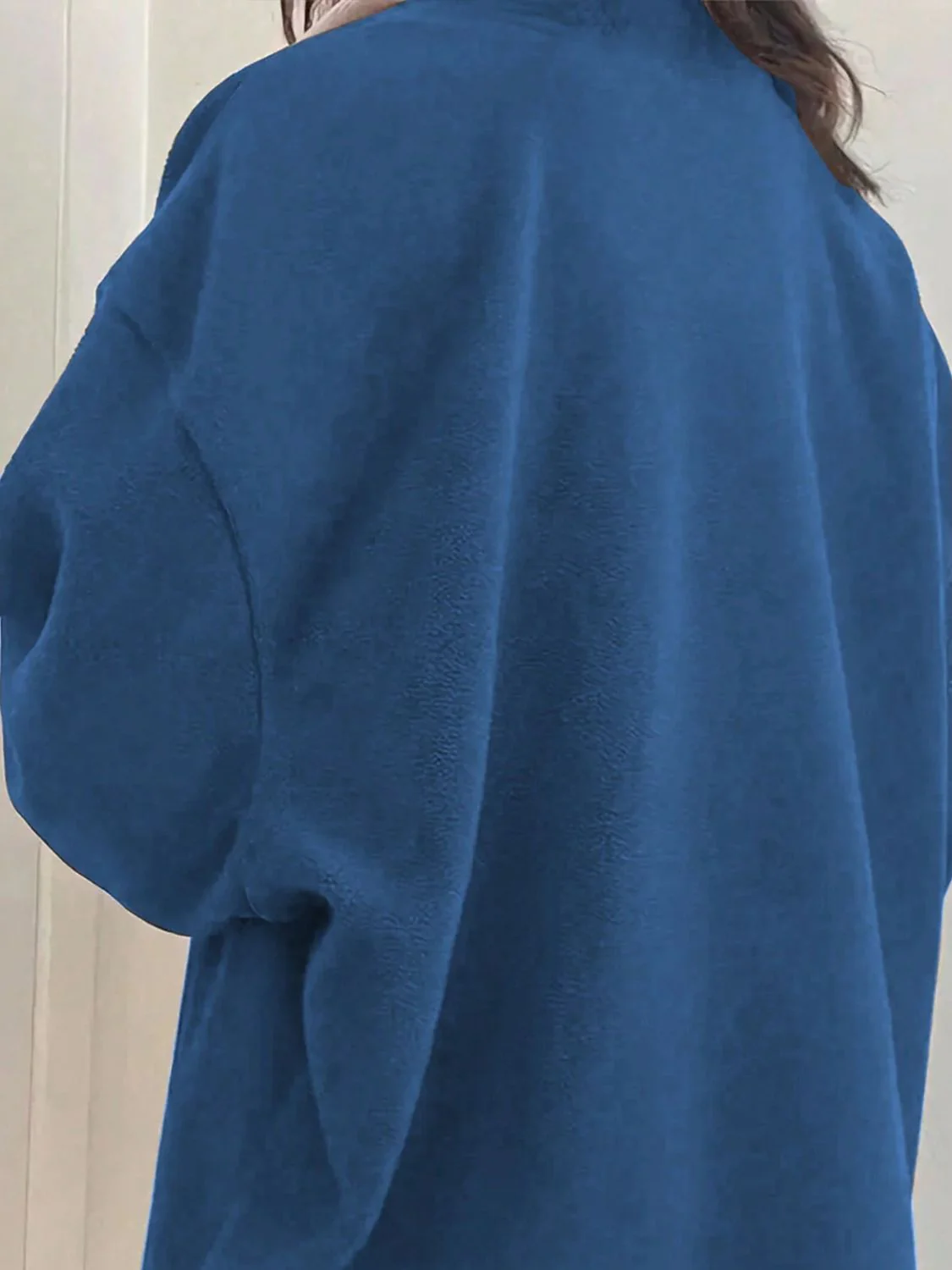 Ingrid | Contrasting long-sleeved sweatshirt with dropped shoulders - Image 11