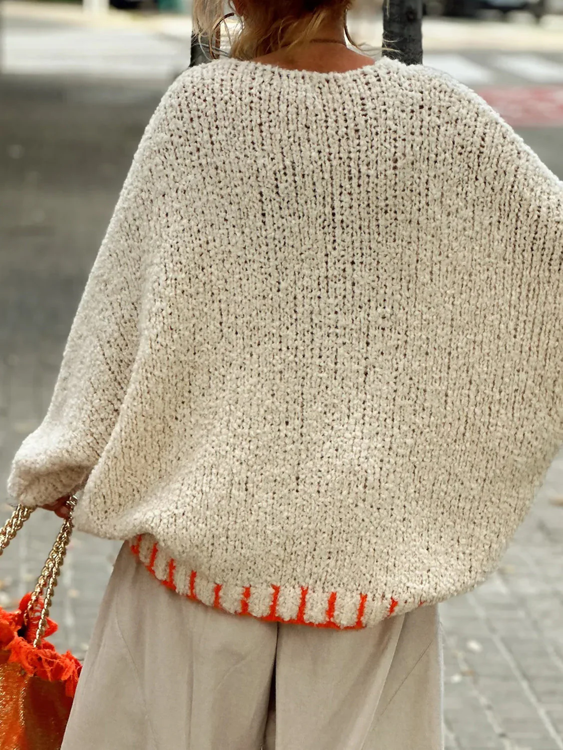 Ingrid | Long-sleeved oversized sweater with a star V-neck - Image 3