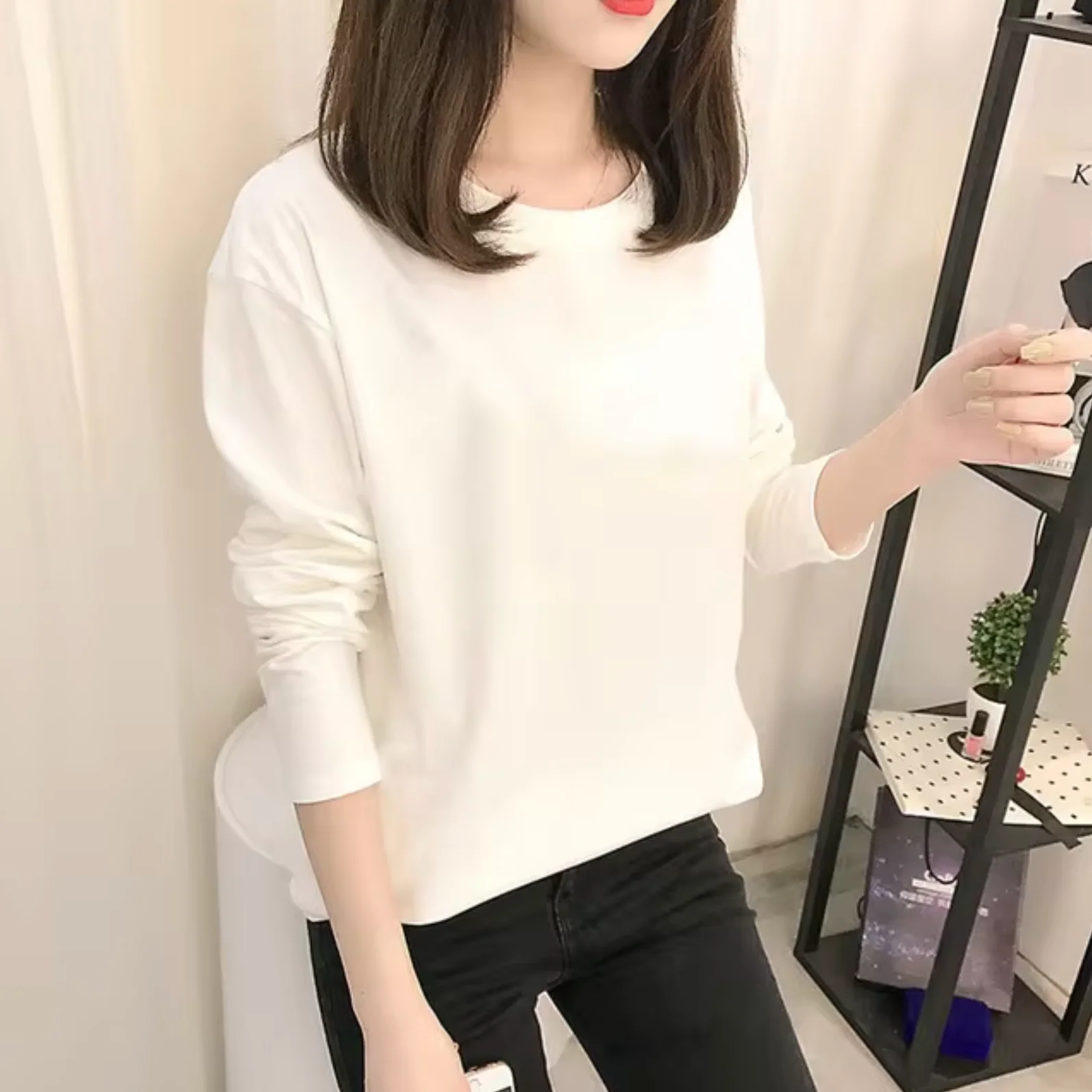 Iris | Long-sleeved cotton shirt with a crew neck - Image 6