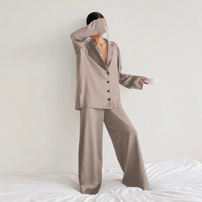 Iris | Oversized pajama set with silky elegance - Image 6