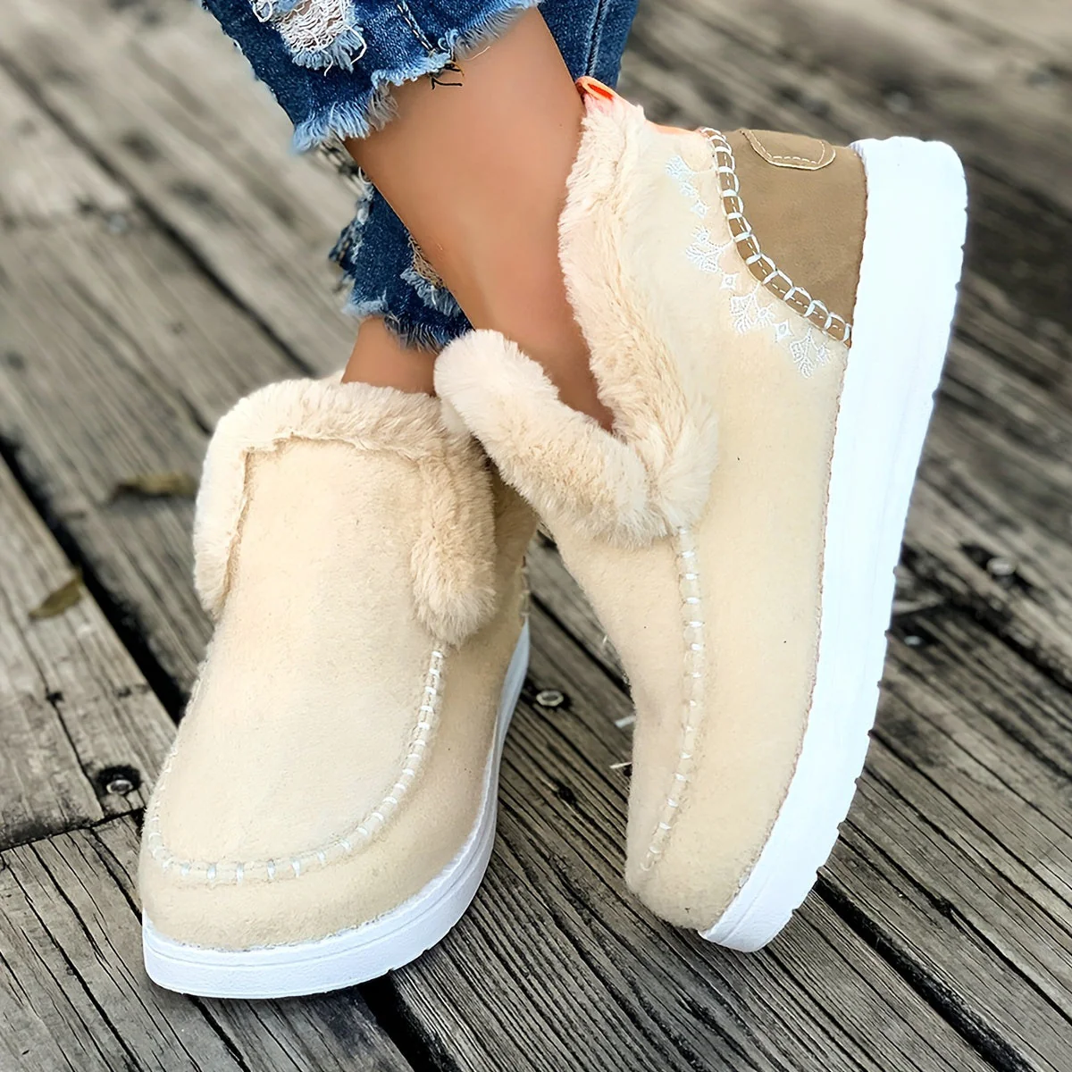 Isabel | Cozy winter slippers for women: fleece lining, PU sole and soft fabric construction - Image 15