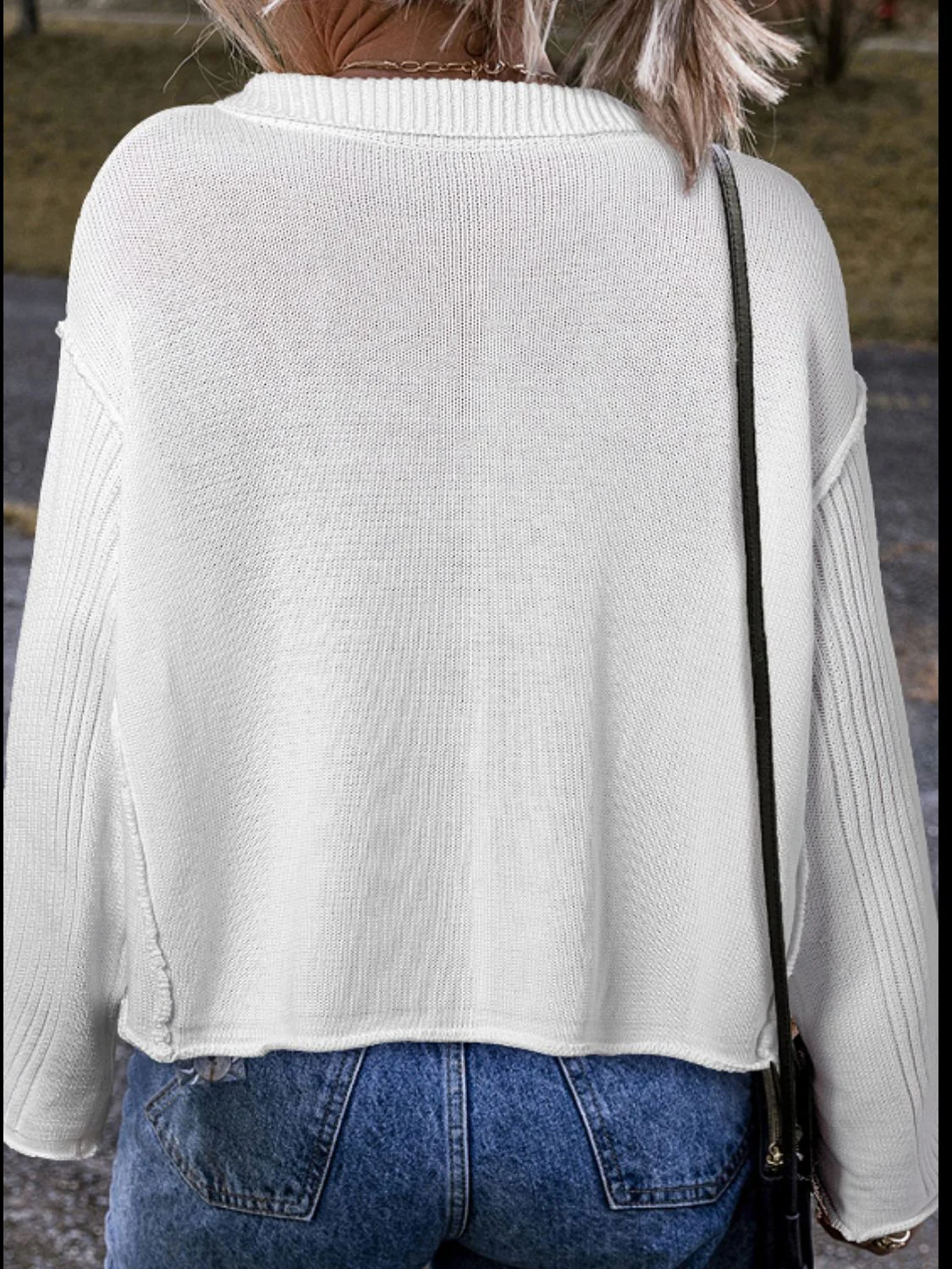 Isabel | Long-sleeved cardigan with collar and button placket - Image 2