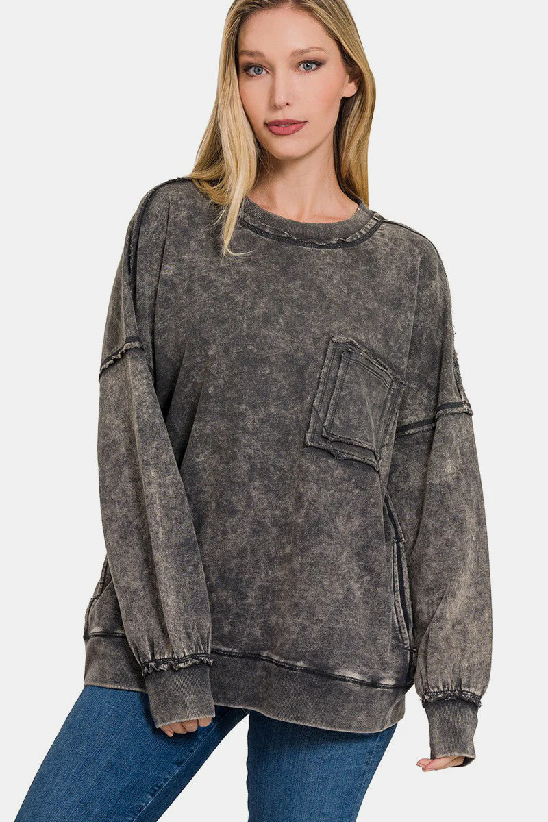 Isabel | Sweatshirt with an exposed seam and a crew neck and dropped shoulders