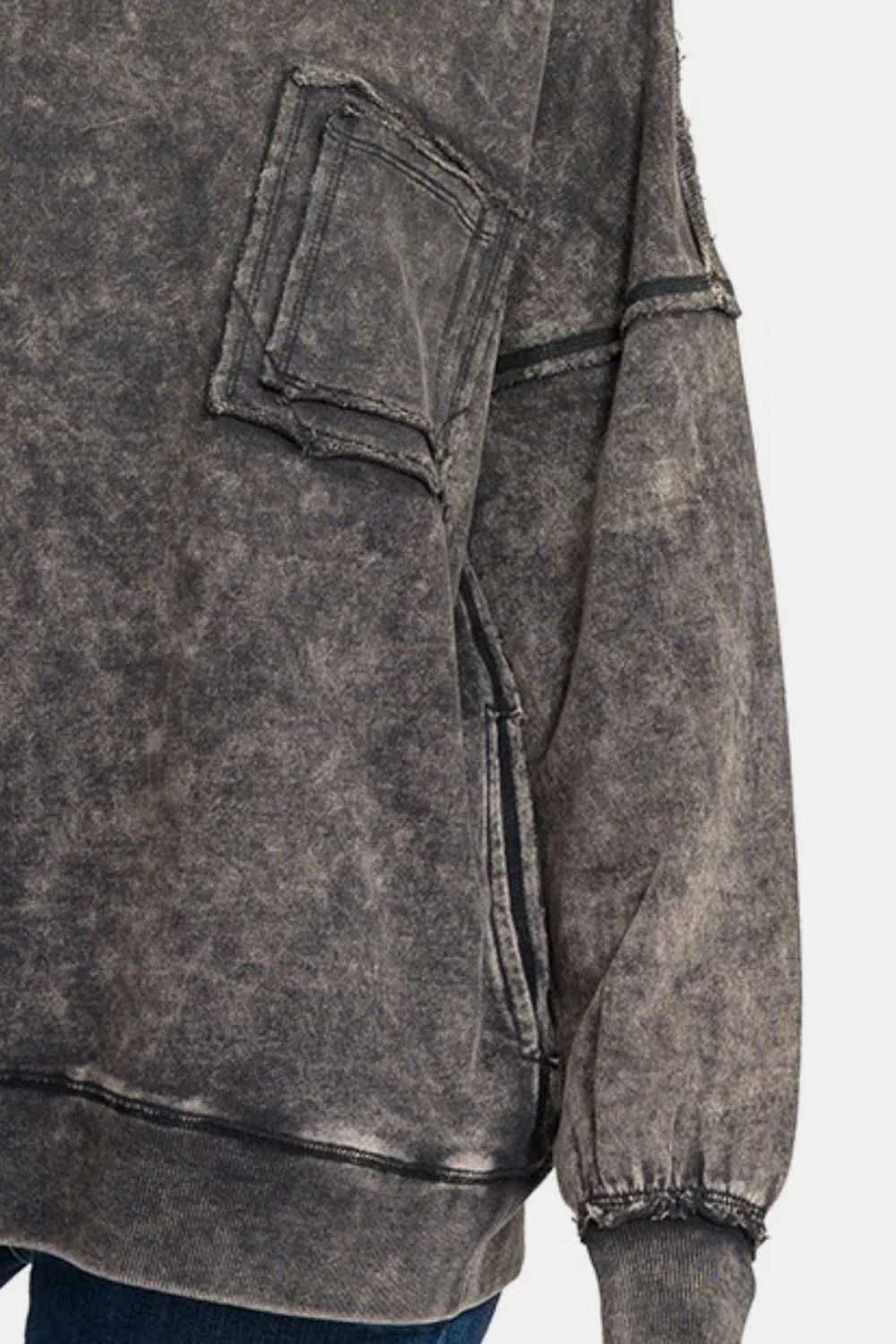Isabel | Sweatshirt with an exposed seam and a crew neck and dropped shoulders - Image 3