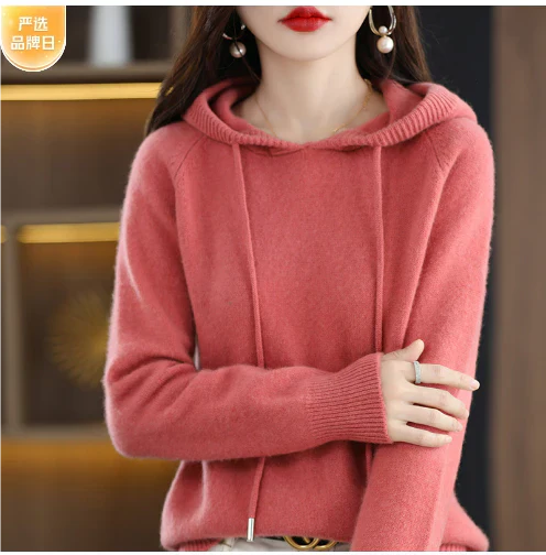 Isabel | Women's winter hoodie - Image 8