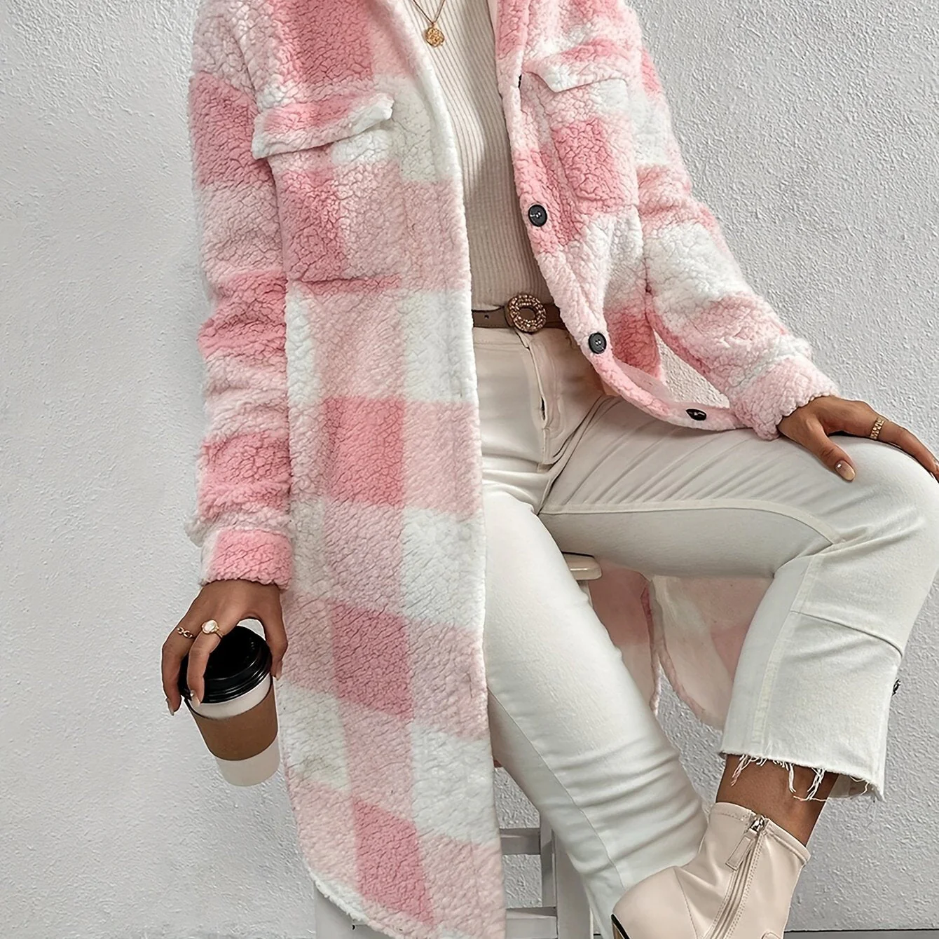 Isabella | Elegant checked coat for women - Image 8