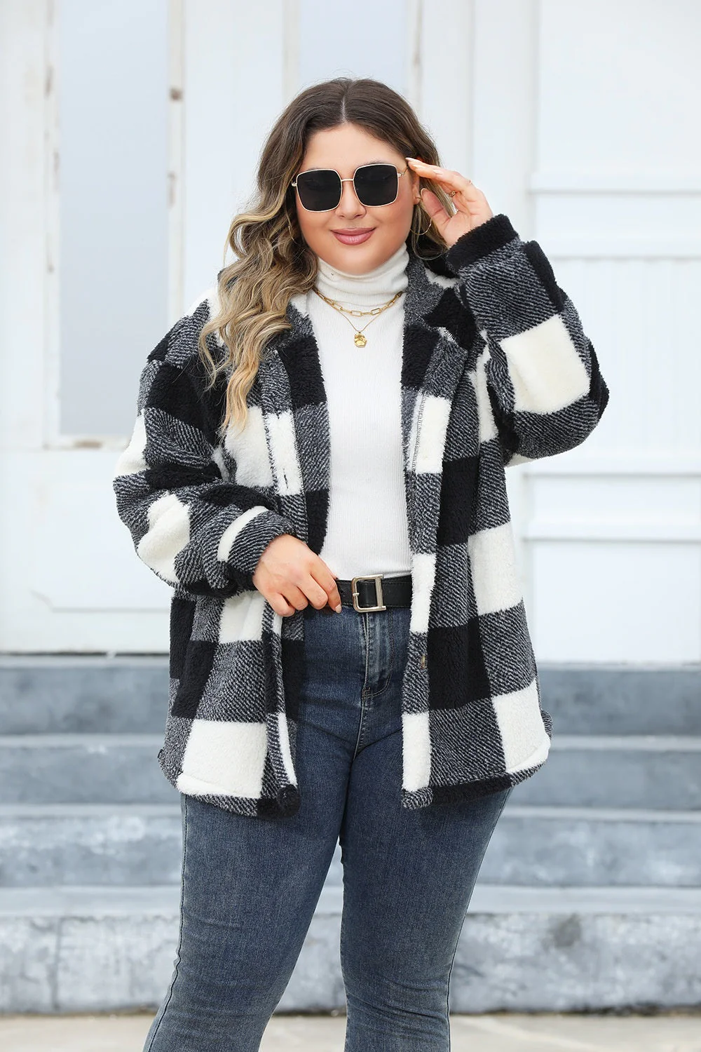Isadora | Oversized checked hoodie with buttons - Image 2