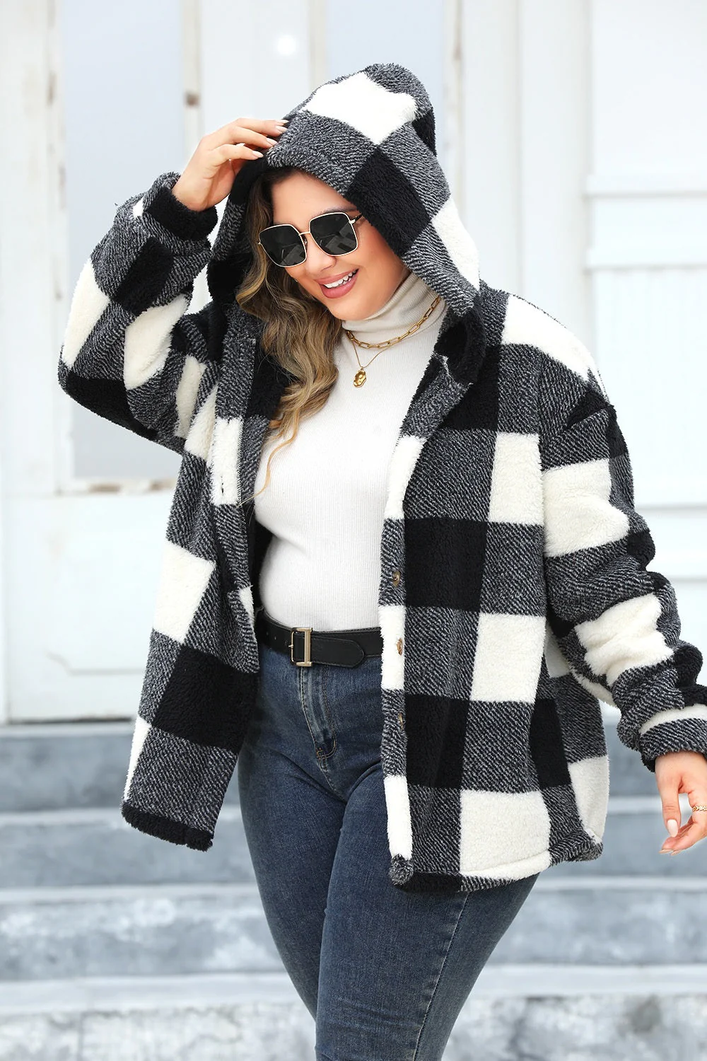 Isadora | Oversized checked hoodie with buttons - Image 4