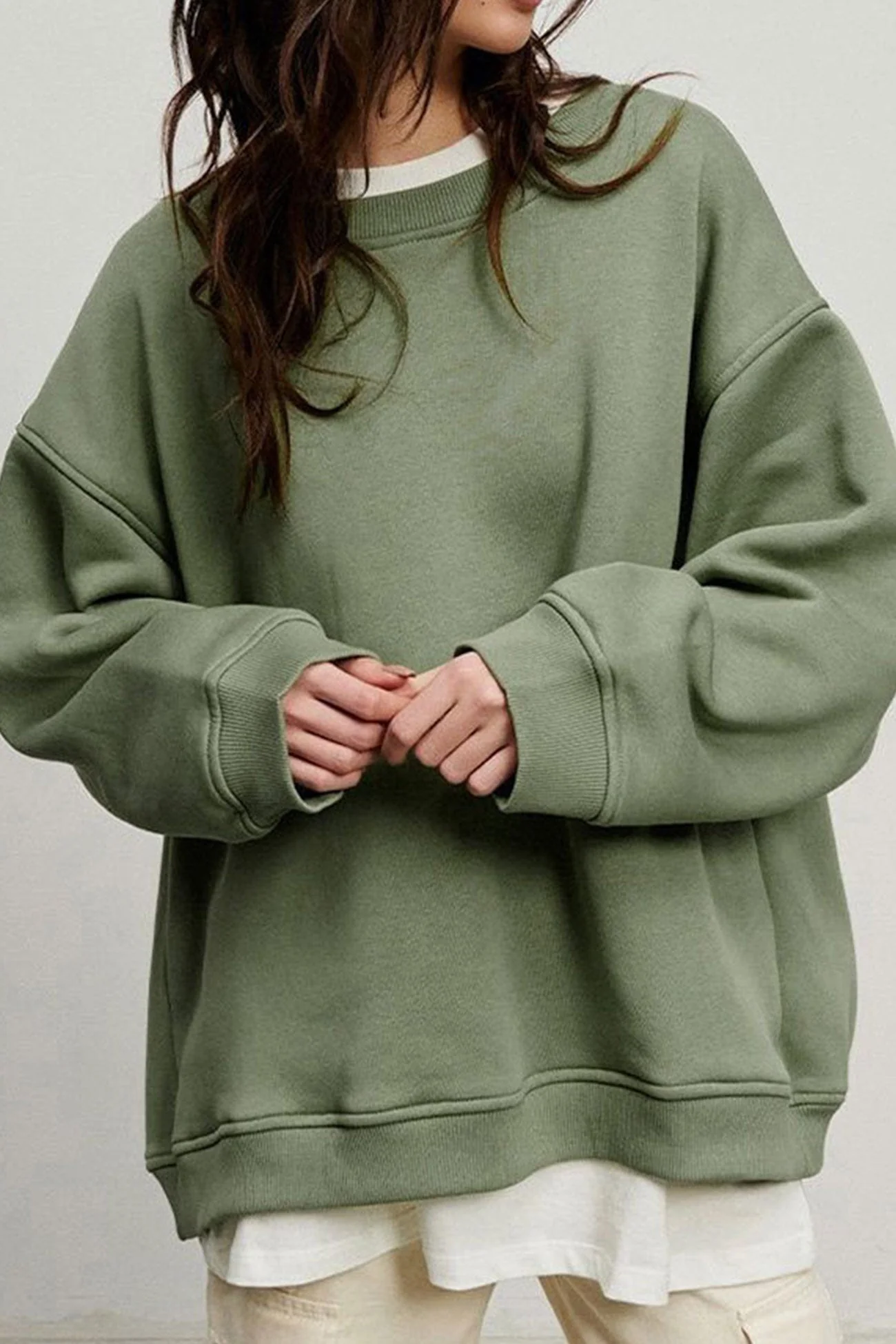 Isadora | Solid oversized crew neck sweatshirt - Image 10