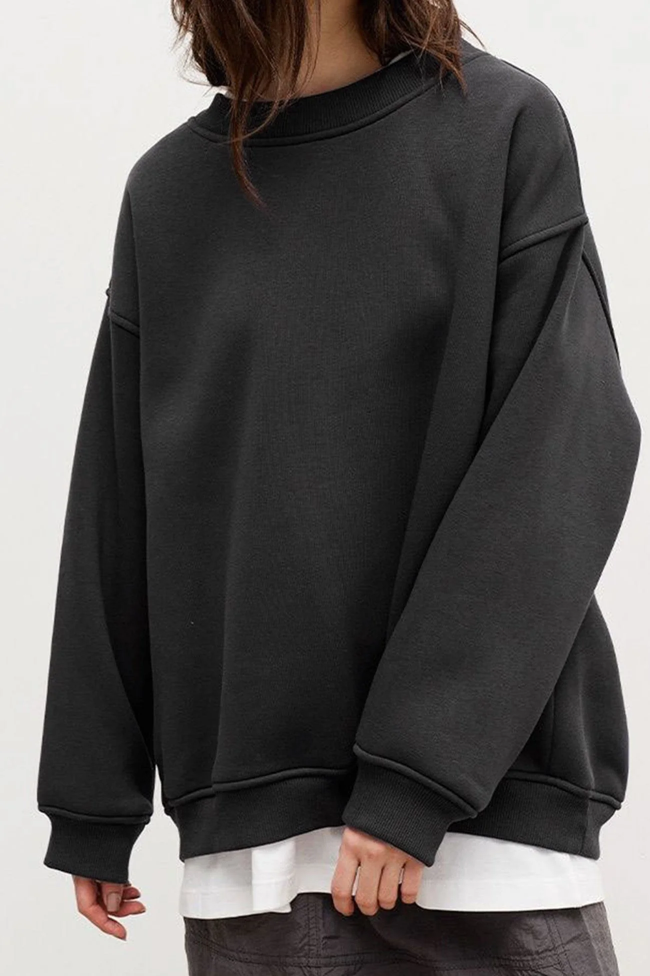 Isadora | Solid oversized crew neck sweatshirt - Image 16