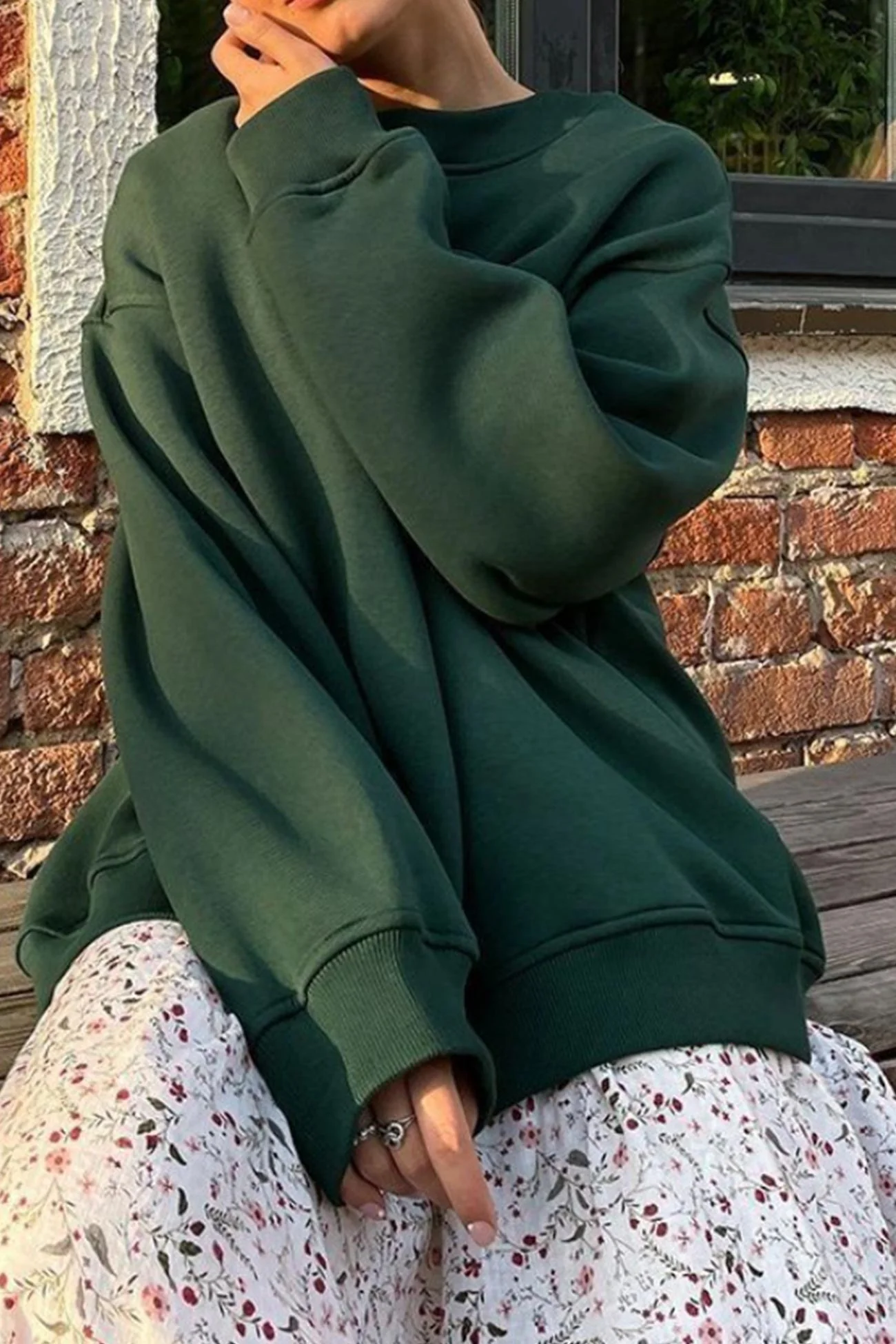Isadora | Solid oversized crew neck sweatshirt - Image 6
