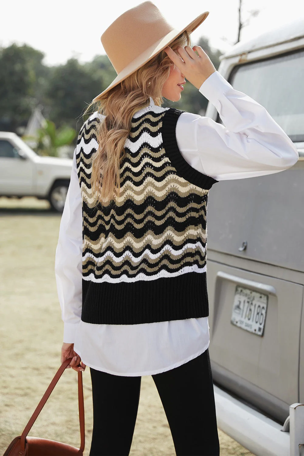Isis | Casual and fashionable winter sweater - Image 20