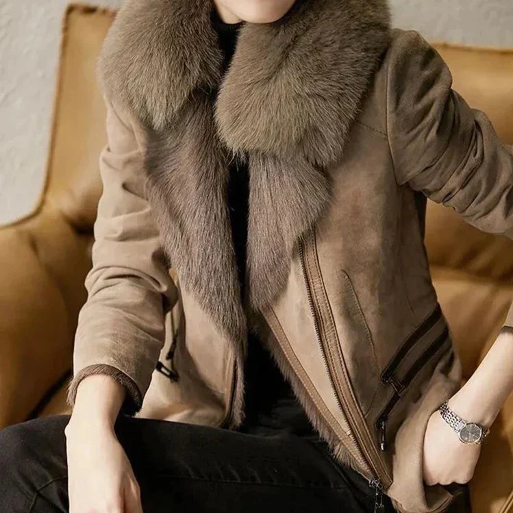 Isis | Elegant suede jacket for women - Image 5